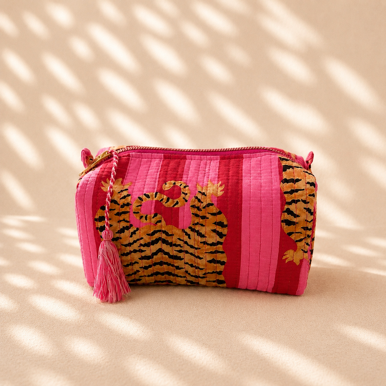 Roze Strepen Tijger | Toilettas Medium