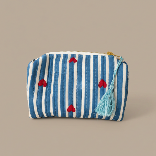 Medium toilettas Blauw Strepen Hartjes met blauwe strepen, rode hartjes en blauwe kwast