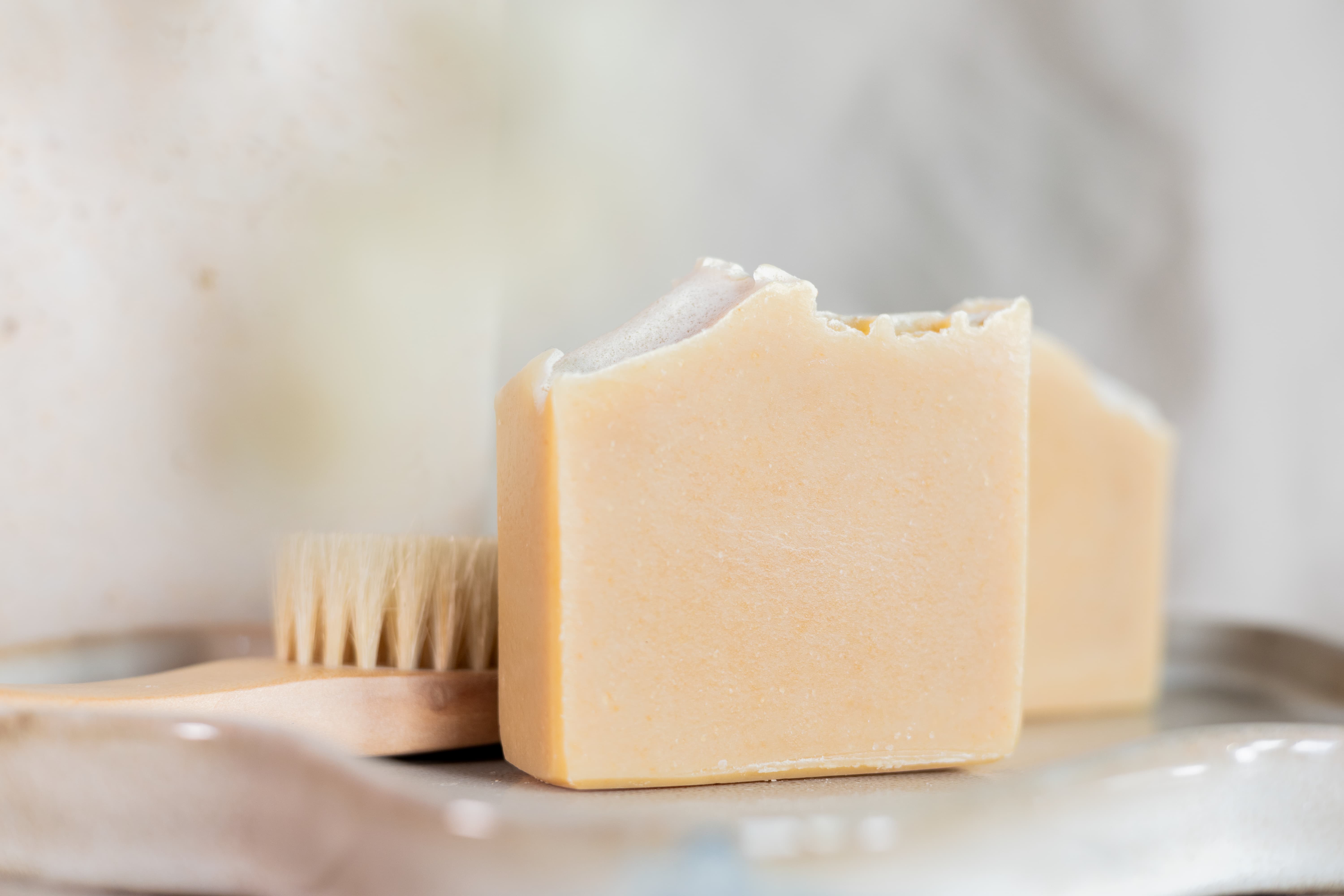 Nu&Mi reinigingsbar geitenmelk droge huid close-up