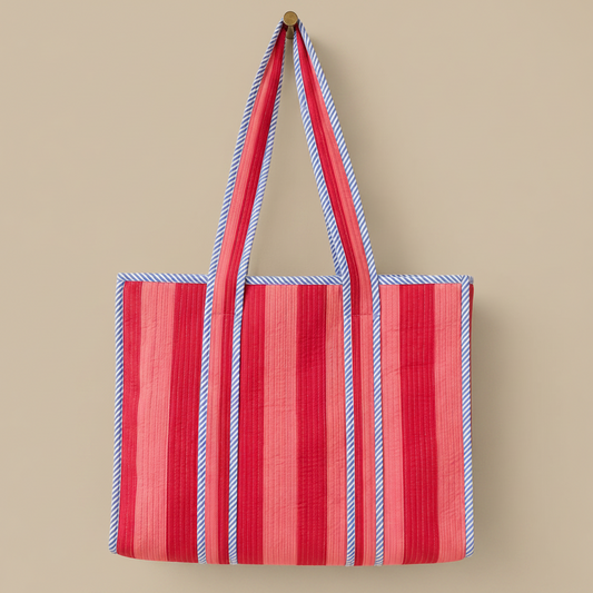 Gewatteerde roze en rood gestreepte tote bag met lichtblauwe bies en ritssluiting